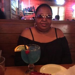 Meet your Posher, Charlene